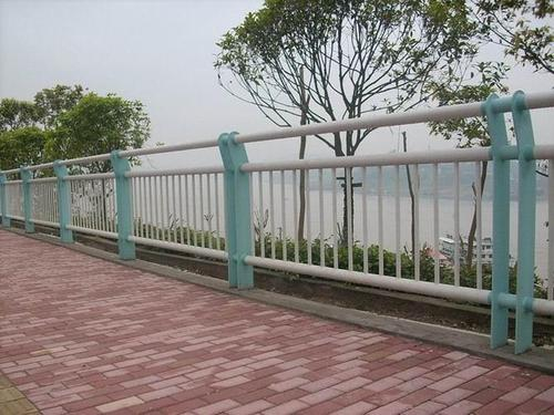 河道護欄